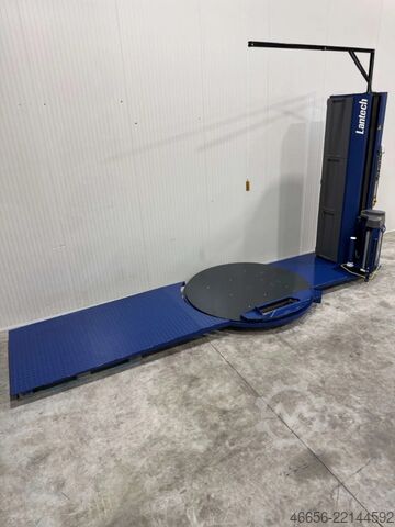 Automatic pallet wrapper with film pre-stretch Lantech Q 300 XT ( 3893 )