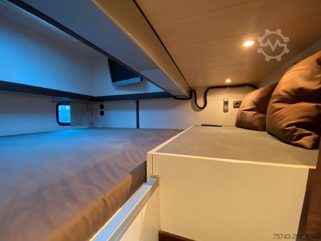 Cattle truck MERCEDES-BENZ Actros 2644 5 Pferde  Pop-Out, Pop-Up