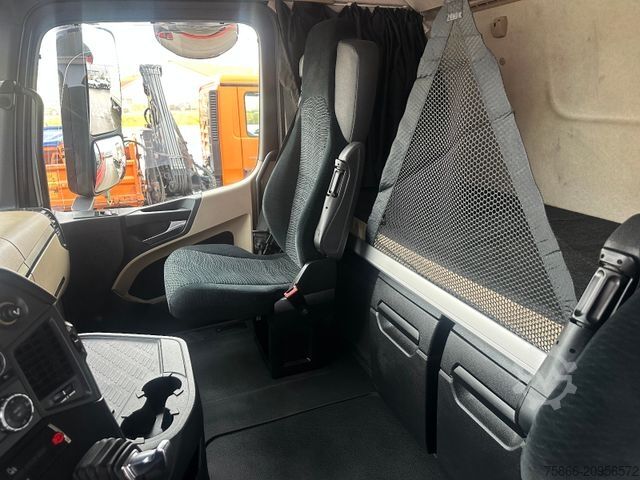 Volume tractor unit MERCEDES-BENZ 1848 LS Low Liner Big Space 2xTank