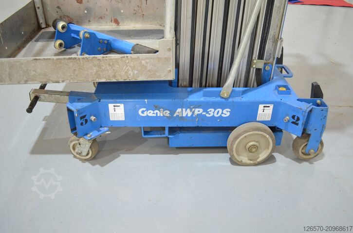 Work platform Genie AWP-30S