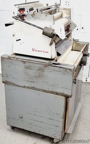 Croissant shaping machine Universum HWM 50/70