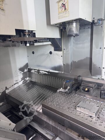 Vertical machining center Deckel Maho DMC 835V