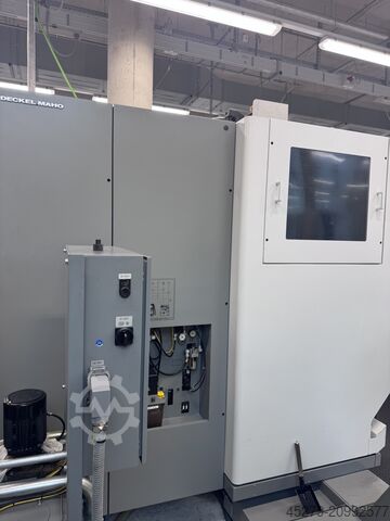 Vertical machining center Deckel Maho DMC 835V