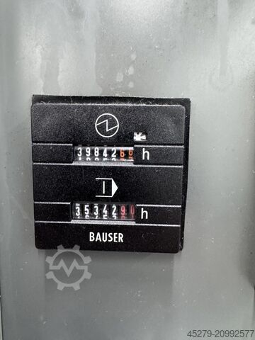 Vertical machining center Deckel Maho DMC 835V