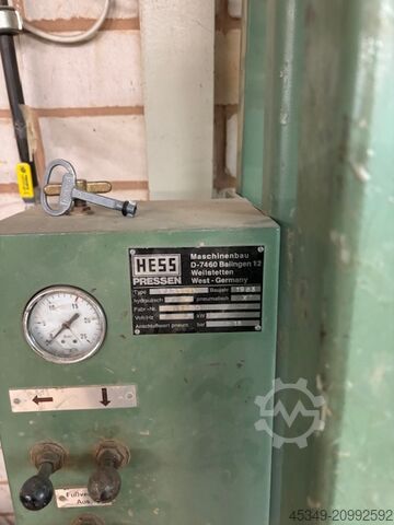 Gluing press Hess Variant