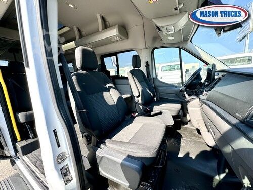 Minibus Ford Transit 2.0tdci Minibus 17 posti
