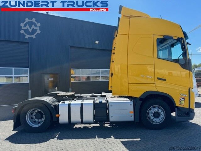 Standard-SZM Volvo FH 460 GLOBETROTTER,IPARCOOL, 2 TANKS, 2 BEDS