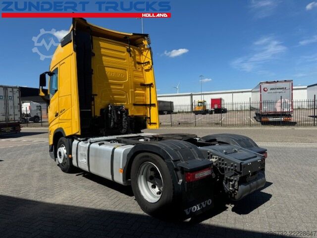 Standard-SZM Volvo FH 460 GLOBETROTTER,IPARCOOL, 2 TANKS, 2 BEDS