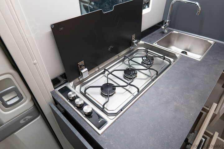 ADRIA CORAL XL 600 DP - 60Y neues Alkoven-Wohnmobil ADRIA CORAL XL 600 DP - 60Y