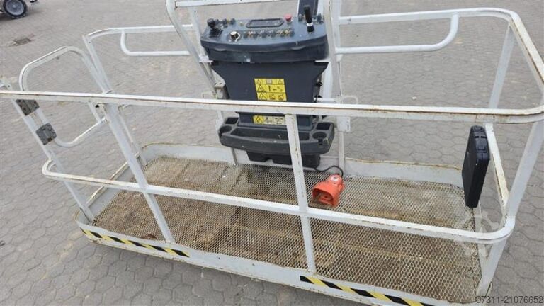 Teleskoparbeitsbühne JLG 860SJ