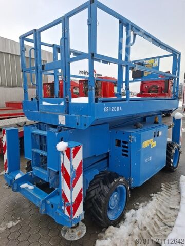 Scherenarbeitsbühne Genie GS-3369 RT OR