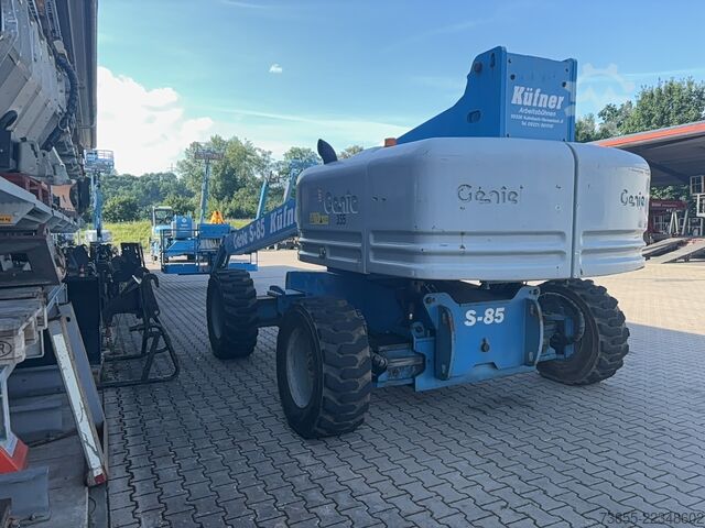 Articulated Boom Lift Genie S-85