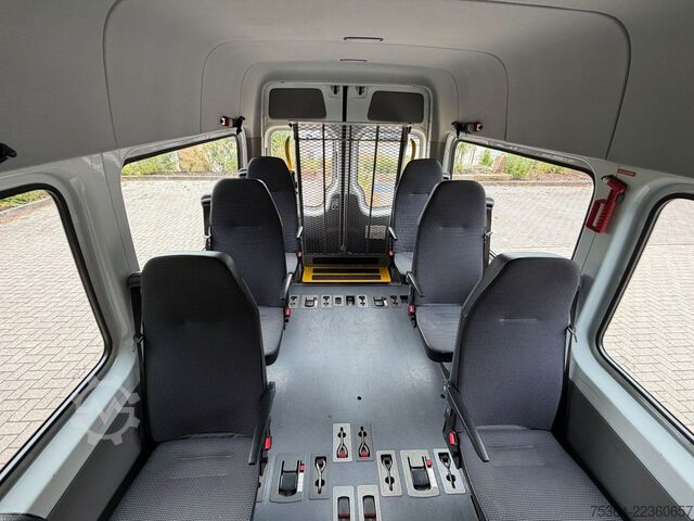 Kleinbus MERCEDES-BENZ Sprinter 314 BlueTEC 9SitzeRollstuhllift Störung