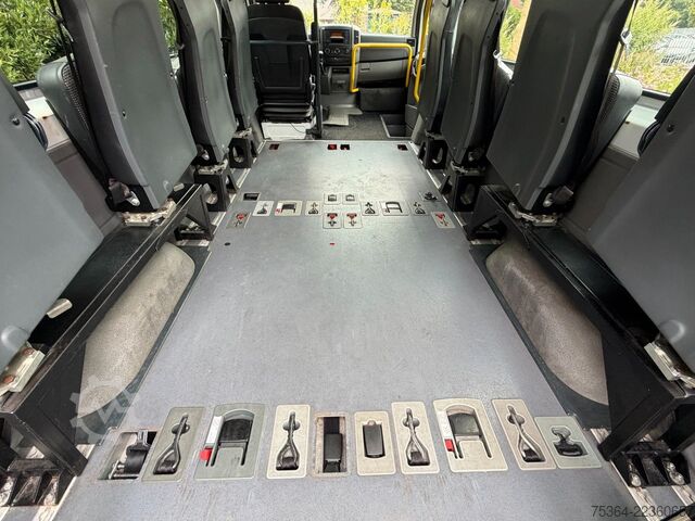 Kleinbus MERCEDES-BENZ Sprinter 314 BlueTEC 9SitzeRollstuhllift Störung