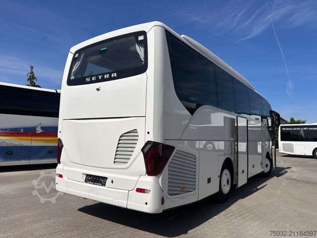 Motor coach SETRA S 511 HD  Clubbus USB Steckdosen - NEULACK TOP