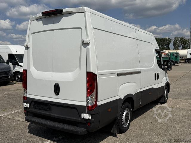 Panel van IVECO 35S16V Klima / DAB / PDC