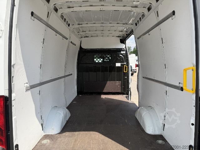 Panel van IVECO 35S16V Klima / DAB / PDC