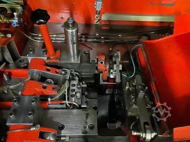 Rotating 3 - die header HILGELAND HC5-40A