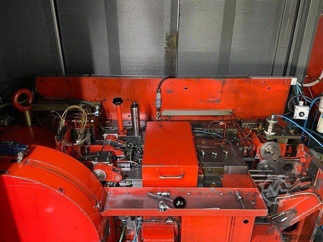 Rotating 3 - die header HILGELAND HC5-40A