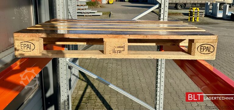 Heavy-duty shelf ca. 8,4 lfm. Palettenregal H: 500 cm Fachlast : 4500 kg , Schwerlastregal