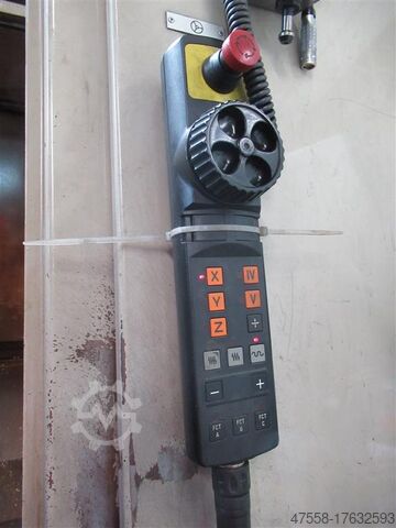 Bearbeitungszentrum CINCINNATI-MILACRON Sabre 750