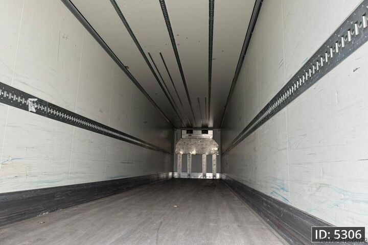 Kühl-/Tiefkühltransport Krone SD / Carrier Vector 1550 / Palletbox / BPW Disk