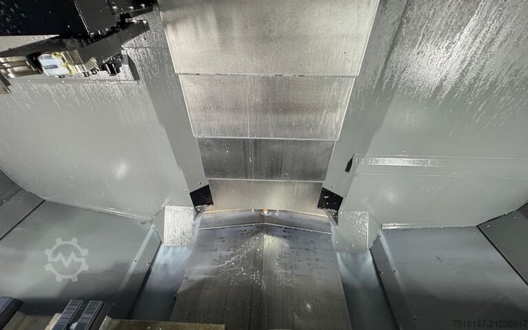 Vertikales Bearbeitungszentrum HURCO VMX 42 SRTi