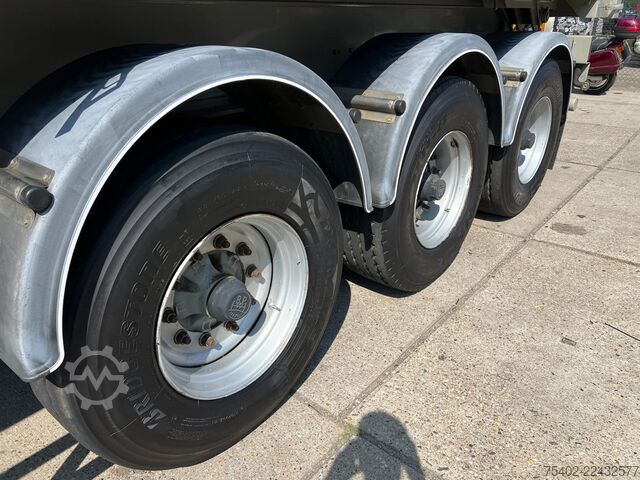 Tipper LAG 0-3-39 KAL2 / Tipper / 45m3 / BPW + Disc / 1x L...