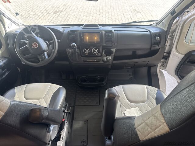 Teilintegriertes Wohnmobil 2024 Fiat Ducato Weinsberg Carasuite | Cambio automatico | 5 posti letto