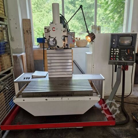 Fräsmaschine HERMLE UWF 1000