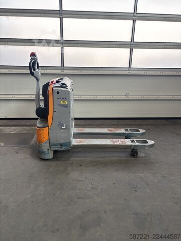 Electric Pallet Trucks Still EXU 18 Li-lon