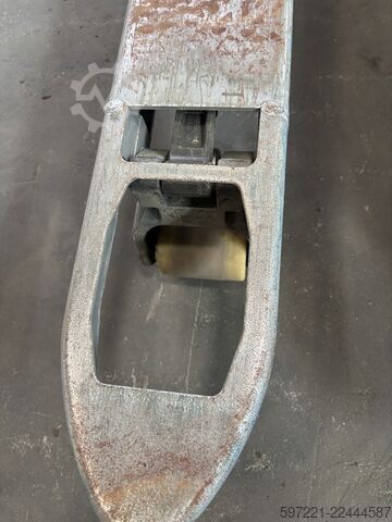 Electric Pallet Trucks Still EXU 18 Li-lon