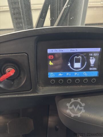 Elektrisch – 3 Räder Jungheinrich EFG 213