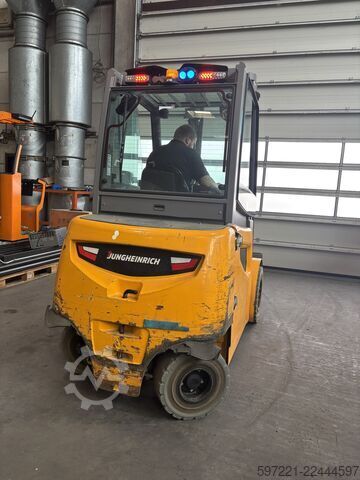 Elektrisch – 4 Räder Jungheinrich EFG 540ks