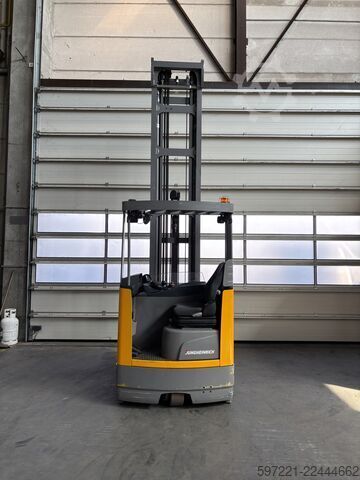 Reach Trucks Jungheinrich ETV 320