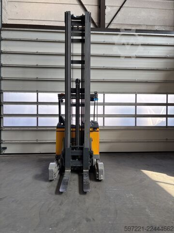 Reach Trucks Jungheinrich ETV 320