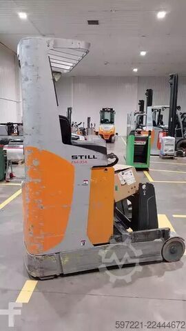 Reach Trucks Still FMX14