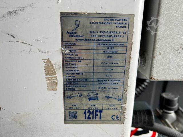 Working platform truck RENAULT Master 2.3 dCi / France Elevateur 121FT, 12m