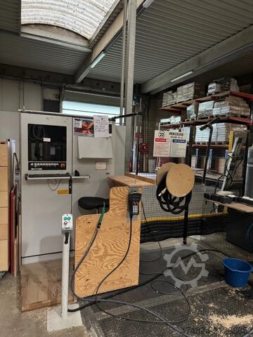 Bearbeitungszentrum BIESSE ROVER B EDGE