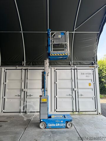 Selbstfahrende Arbeitsbühne Genie GR-15