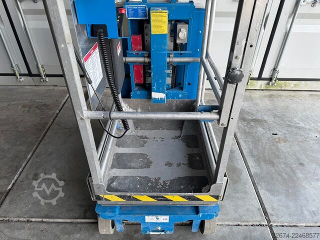 Selbstfahrende Arbeitsbühne Genie GR-15