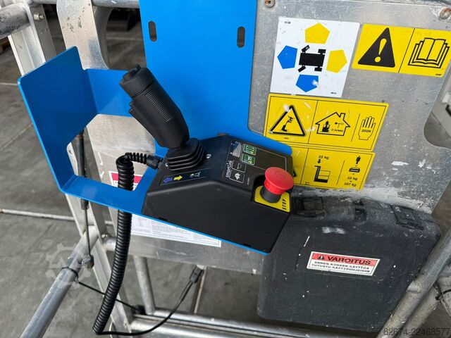 Selbstfahrende Arbeitsbühne Genie GR-15