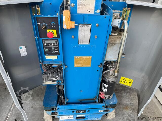 Selbstfahrende Arbeitsbühne Genie GR-15