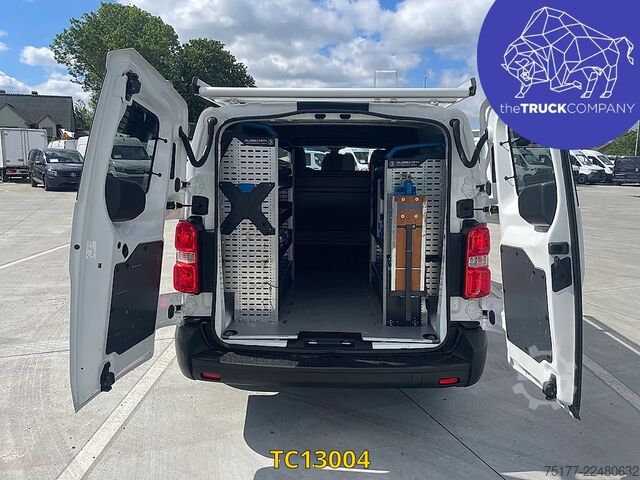 Panel van Opel Vivaro 2.0 CDTI DUBBELE CABINE - 6 ZITPLAATSEN