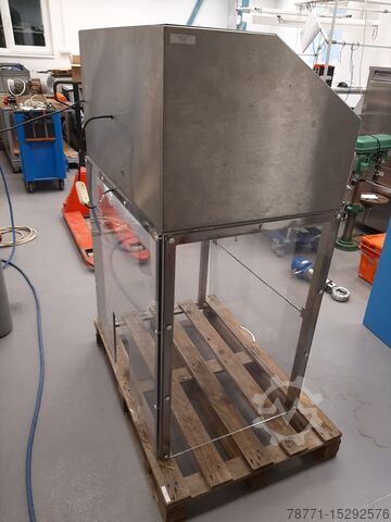 W/ New Filter Bassaire Laminar Flow Cabinet