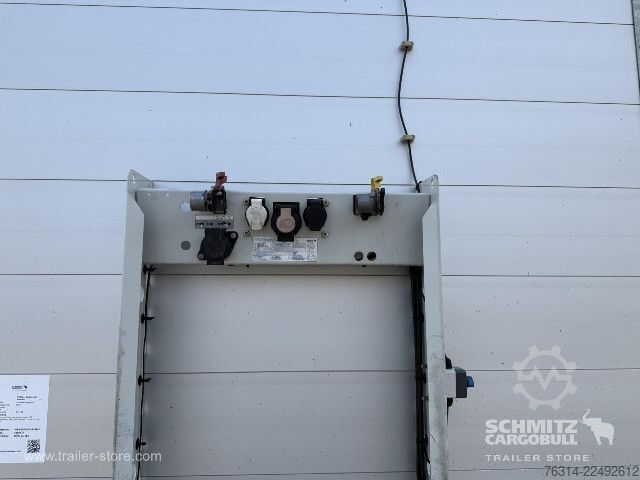 Auflieger mit Pritsche & Plane Schmitz Cargobull Curtainsider Standard