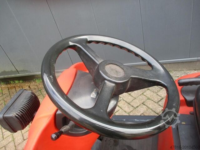Tow tractor Linde P 60