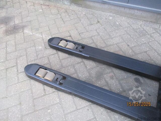 Pallet stacker BT SWE 080L