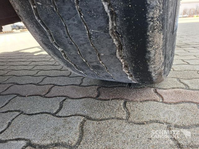 Auflieger mit Pritsche & Plane Schmitz Cargobull Curtainsider Mega