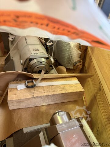 Accessories – Gear hobbing machine milling head Gleason-Pfauter P210L